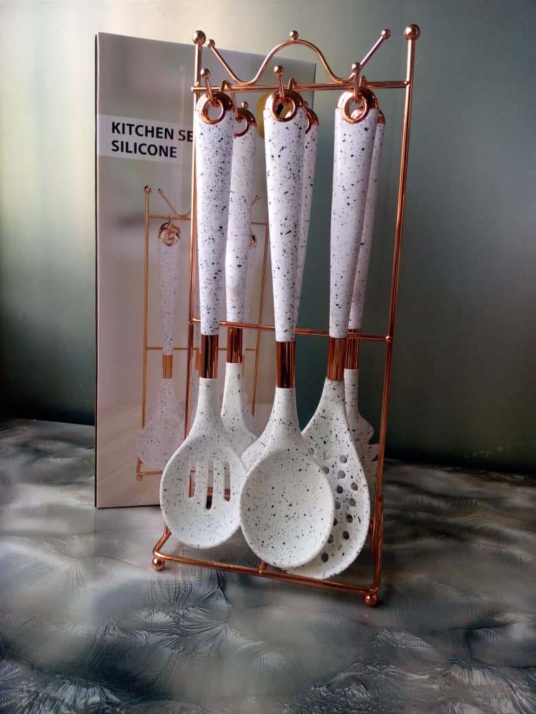 SILICON UTENSILS WITH GOLD STAND