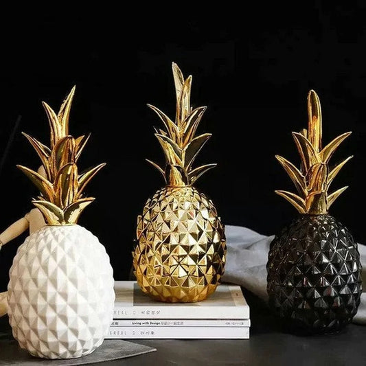 White & Gold Pineapple Decoration Piece