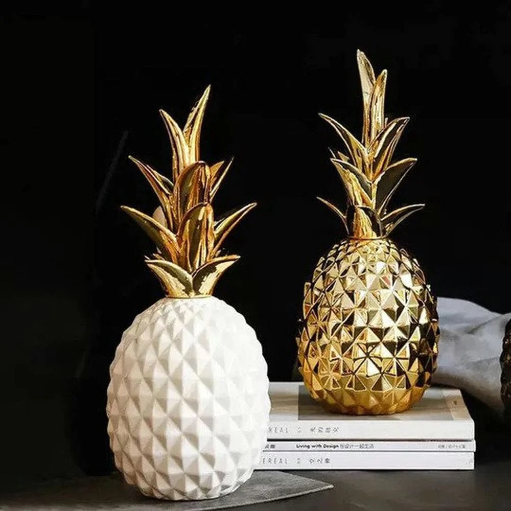 White & Gold Pineapple Decoration Piece